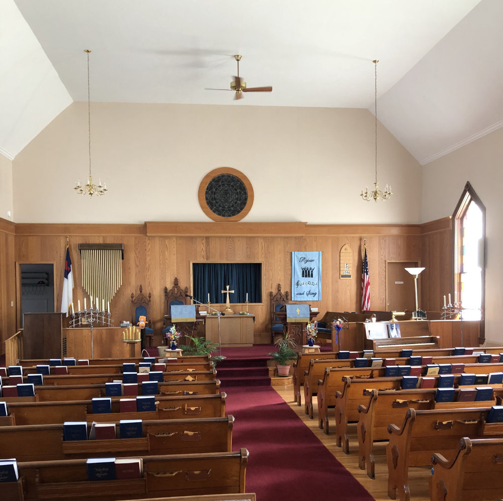 The sanctuary of Morton Baptist church